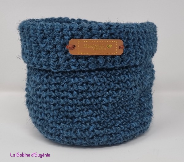 12cm diam.x13cm h.