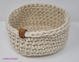 16cm diam./9cm h.